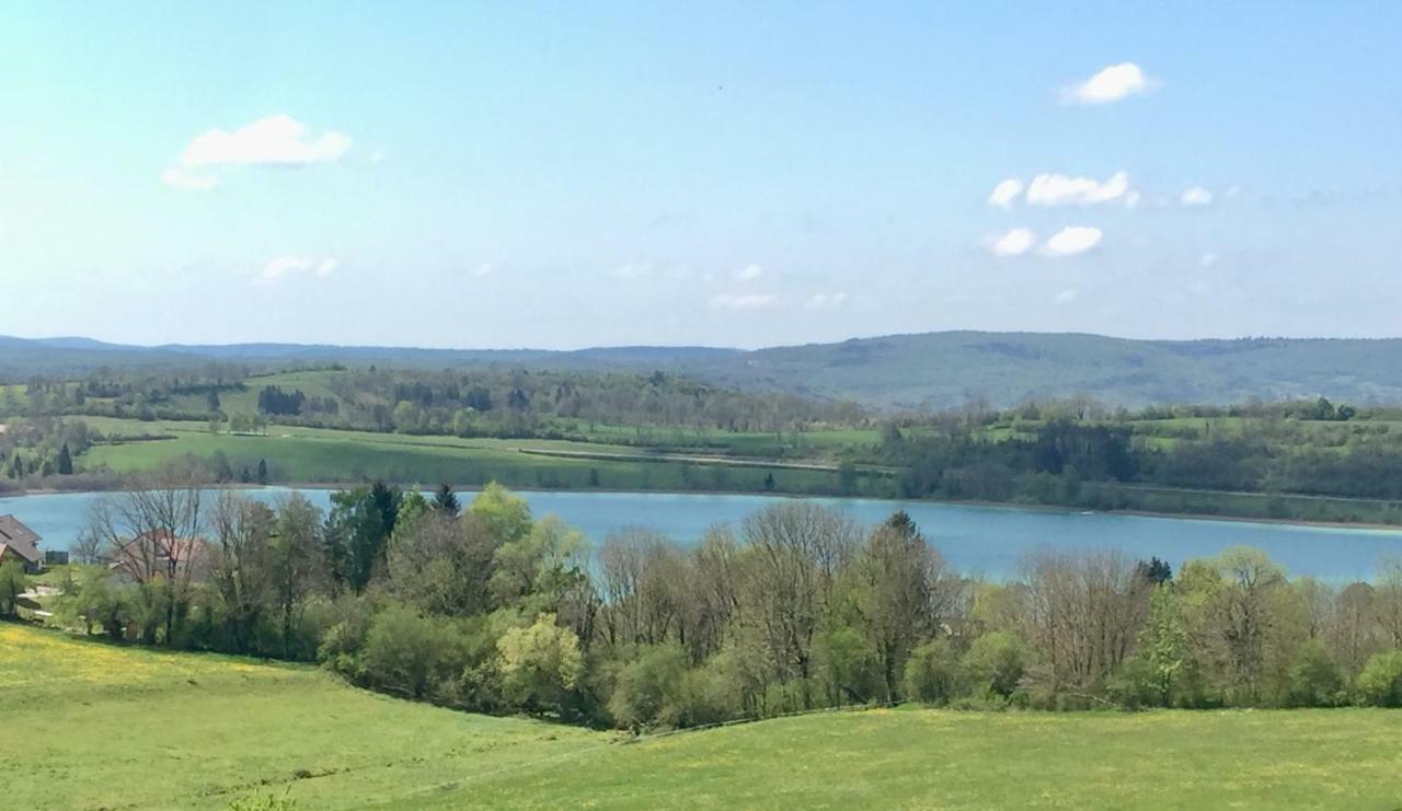 Des Lacs Jumeaux *